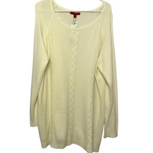 White long Sweater, NWT